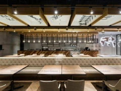 Warm Wood Coffee Bistro Dining Layout