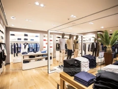 Brooksfield Folded Apparel Table Display