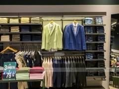 Brooksfield Folded Apparel Table Display