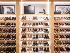 Brooksfield Folded Apparel Table and Wall Display