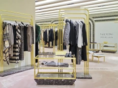 Gold Frame Fashion Boutique Lounge Display