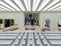 Gold Frame Fashion Boutique Lounge Display