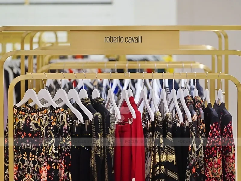 Gold Frame Fashion Boutique Lounge Display