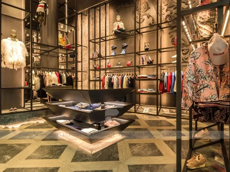 Luxury Gold Frame Fashion Boutique Display