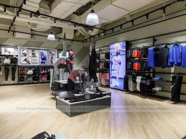 Nike Service Sportswear Mannequin Display