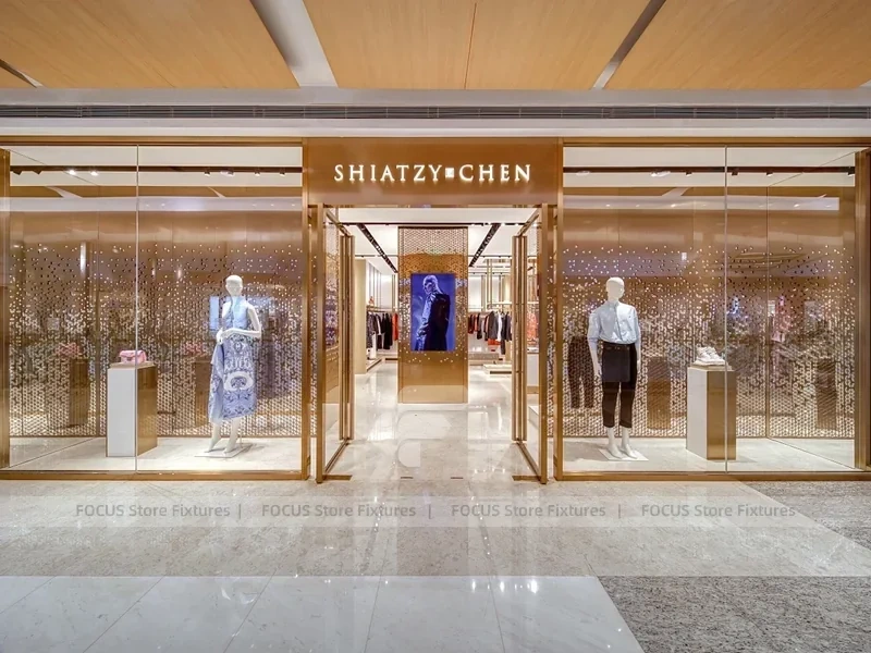 Shayne Chen Mall Storefront Display