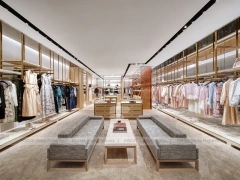 Shayne Chen Mall Storefront Display