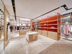 Shayne Chen Mall Storefront Display