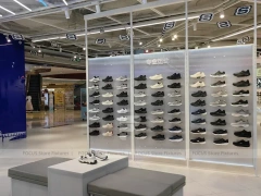 Skechers Sale Accessory Gondola and Apparel Display