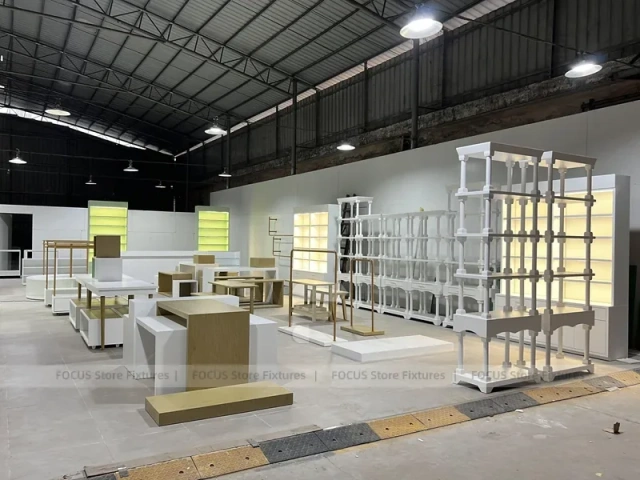 White Gold Apparel Store Fixture Set