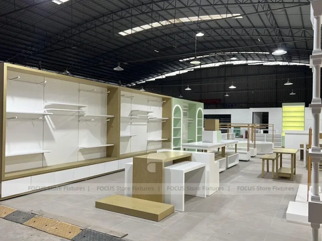 White Gold Apparel Store Fixture Set