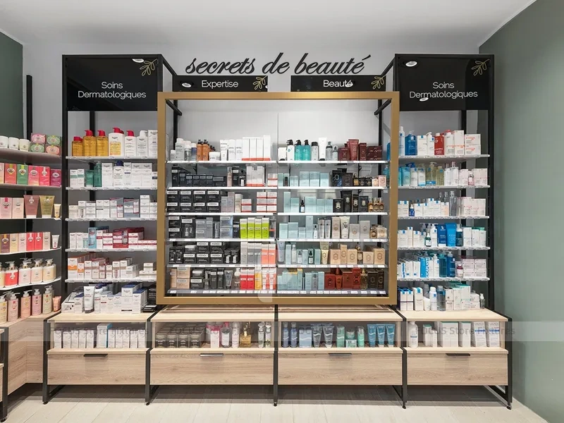 Wood Ceiling Pharmacy Gondola and Wall Display Layout