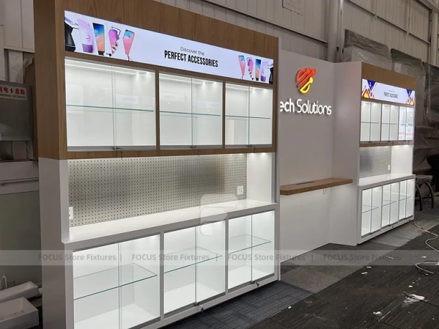 Beige White Mobile Phone Store Interior Fixture