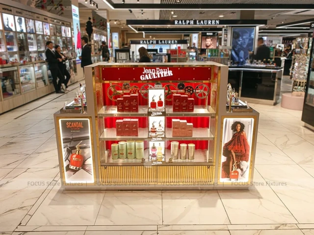 Black Red Fragrance Department Store Counter