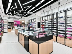 Black White Cosmetics Store with Central Checkout