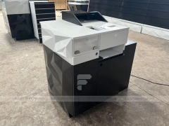 Black White Curved Mobile Phone Store Counter