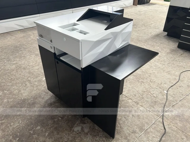Black White Curved Mobile Phone Store Counter