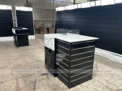 Black White Curved Mobile Phone Store Counter