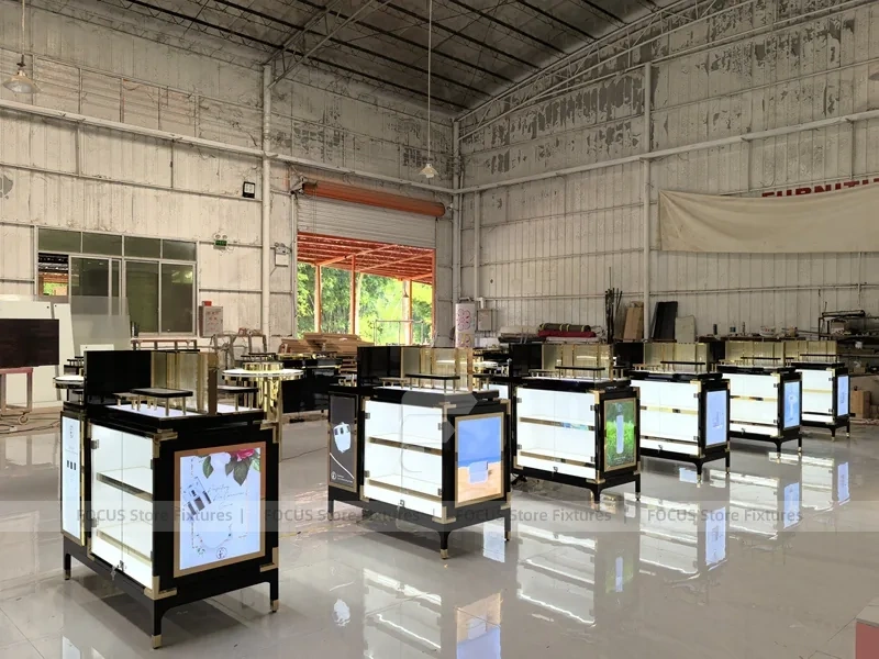 Cosmetics Kiosk Counter Fixture Showroom