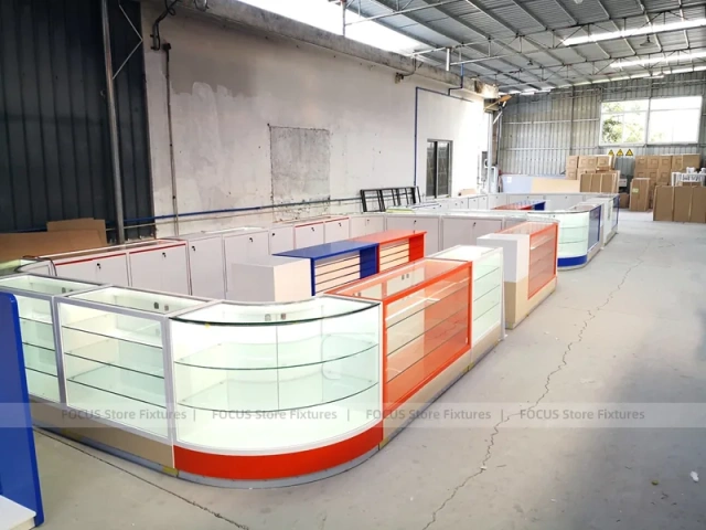 Curved Blue White Phone Glass Showcase Counter