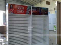 Device Fixer White Slatwall Phone Display