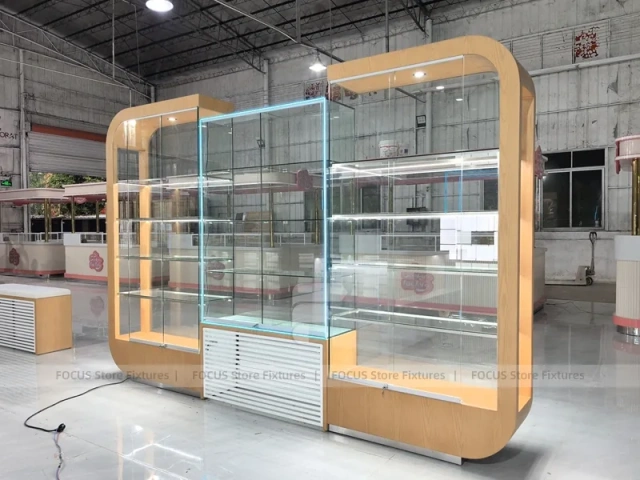Gold Glass Mobile Phone Display Showcase