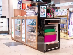 Green Antonio Banderas Fragrance Kiosk Display