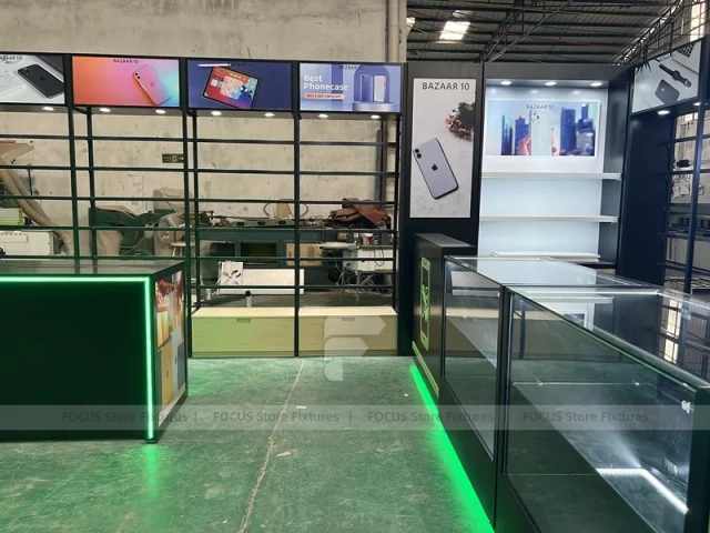Green Black Bazaar Phone Repair Kiosk
