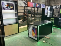 Green Black Bazaar Phone Repair Kiosk