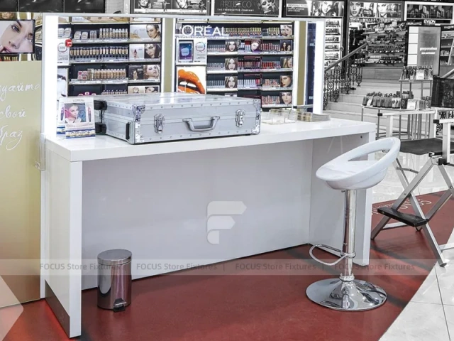 L'Oreal Color Cosmetics Wall Display Store