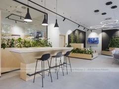 Light Wood Phone Consultation Counter Display