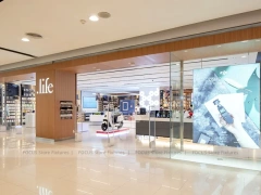 Modern White Mobile Phone Experience Store