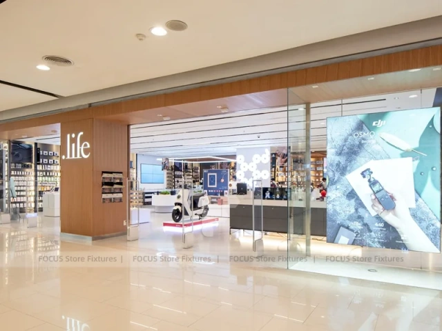 Modern White Mobile Phone Experience Store