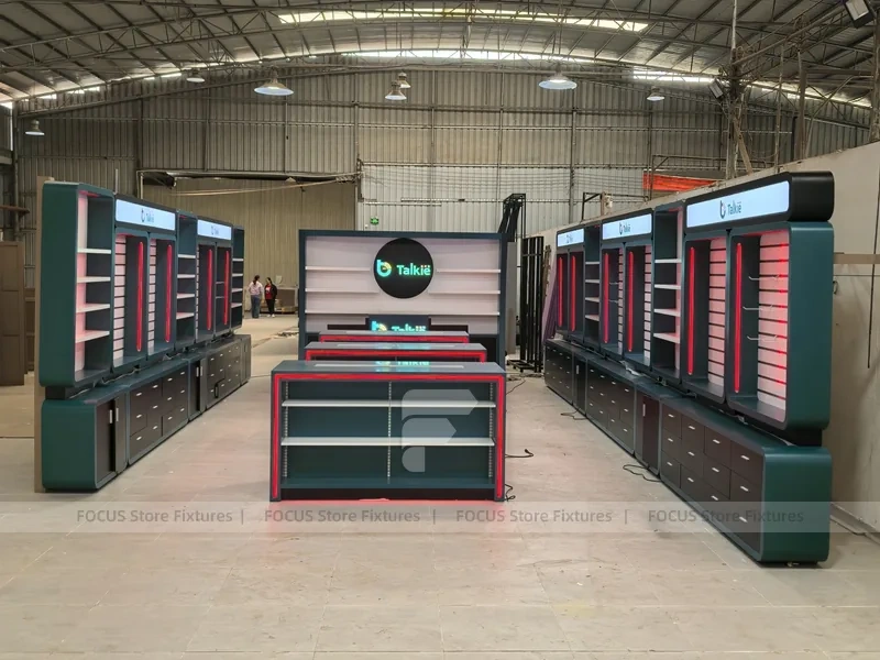 Red Green Mobile Accessories Store Layout
