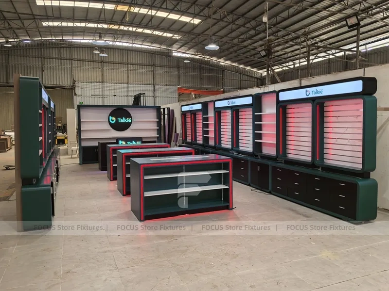 Red Green Mobile Accessories Store Layout