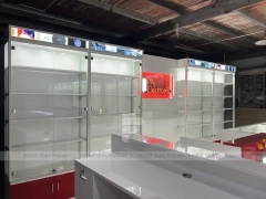 Red White Mobile Phone Store Interior Fixture