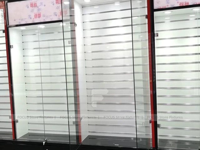 Red White Synva Phone Counter Display Set