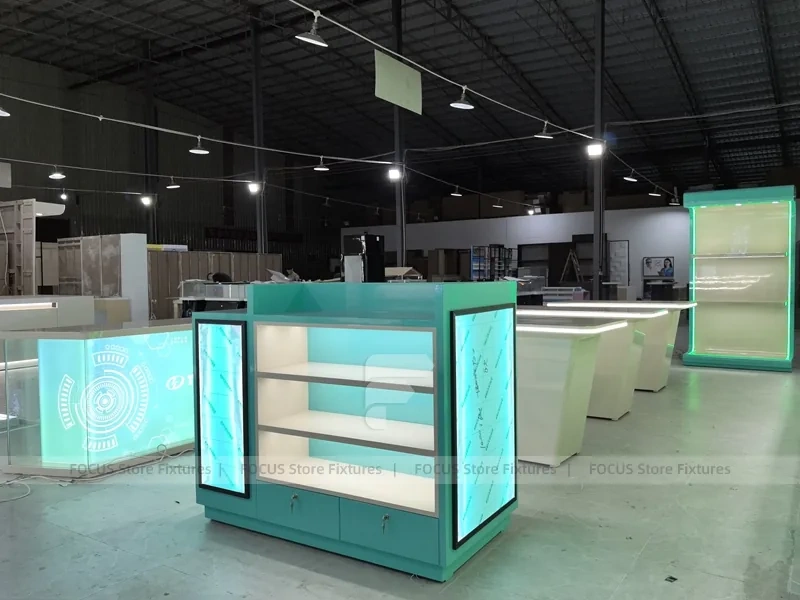 Turquoise Glass Mobile Phone Service Counter
