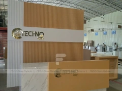 Warm Wood Mobile Phone Wall Display Cabinet