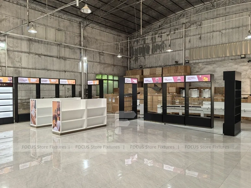 White Black Cosmetics Fixture Showroom Set