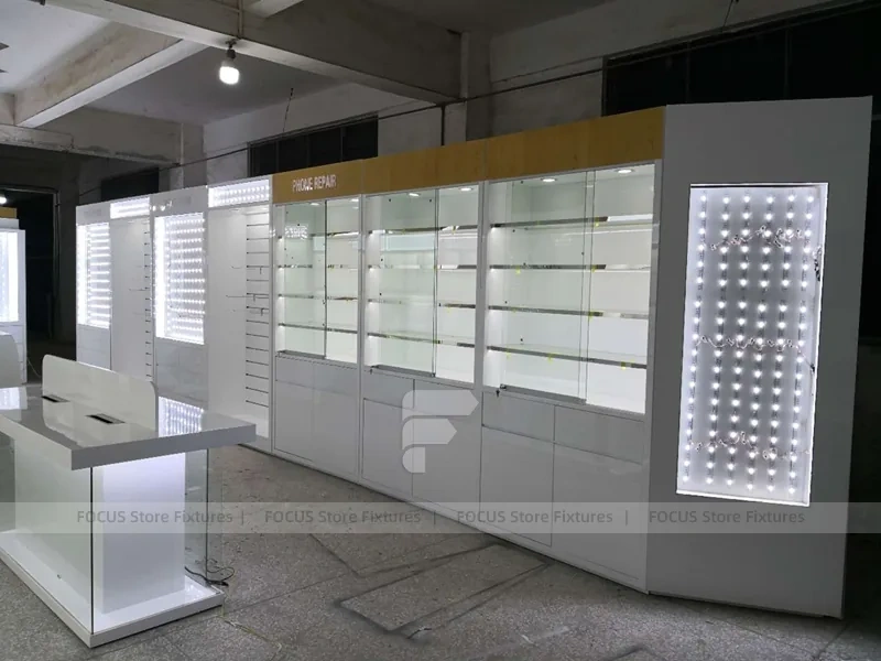 White Compact Mobile Phone Store Interior Display
