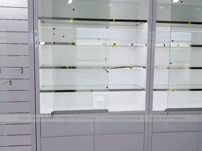 White Compact Mobile Phone Store Interior Display