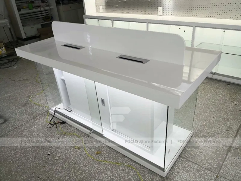 White Compact Mobile Phone Store Interior Display
