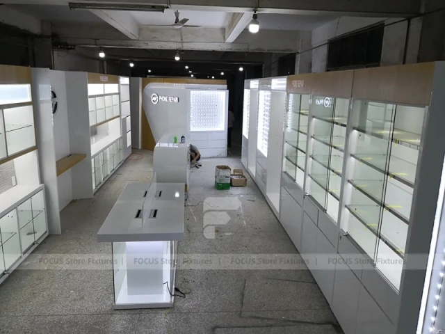 White Glass Mobile Phone Counter Wall Display