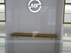 White Glass Mobile Phone Counter Wall Display