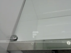 White Glass Mobile Phone Counter Wall Display