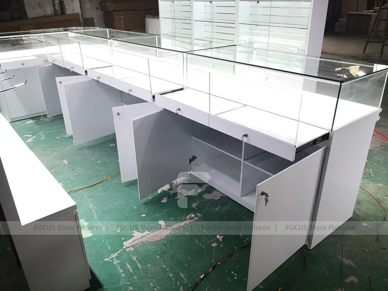 White Illuminated Mobile Phone Slatwall Panel
