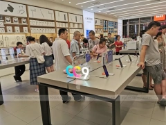 Wood Black Mobile Phone Sales Counter Store