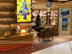 Wood Grain L'Oreal Beauty Store Interior