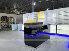 Yellow Blue Smart Case Mobile Store Layout